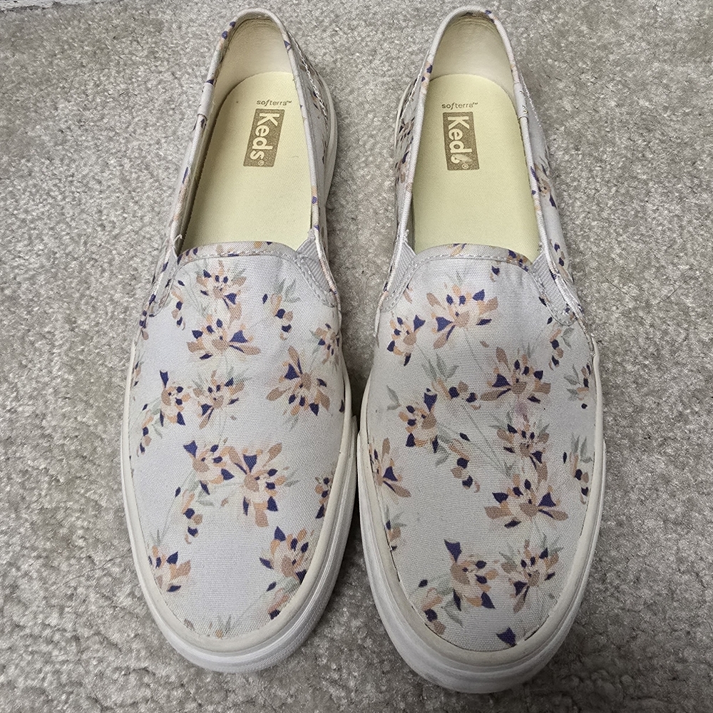 Keds Cream and Purple Sneakers Slip-On Canvas